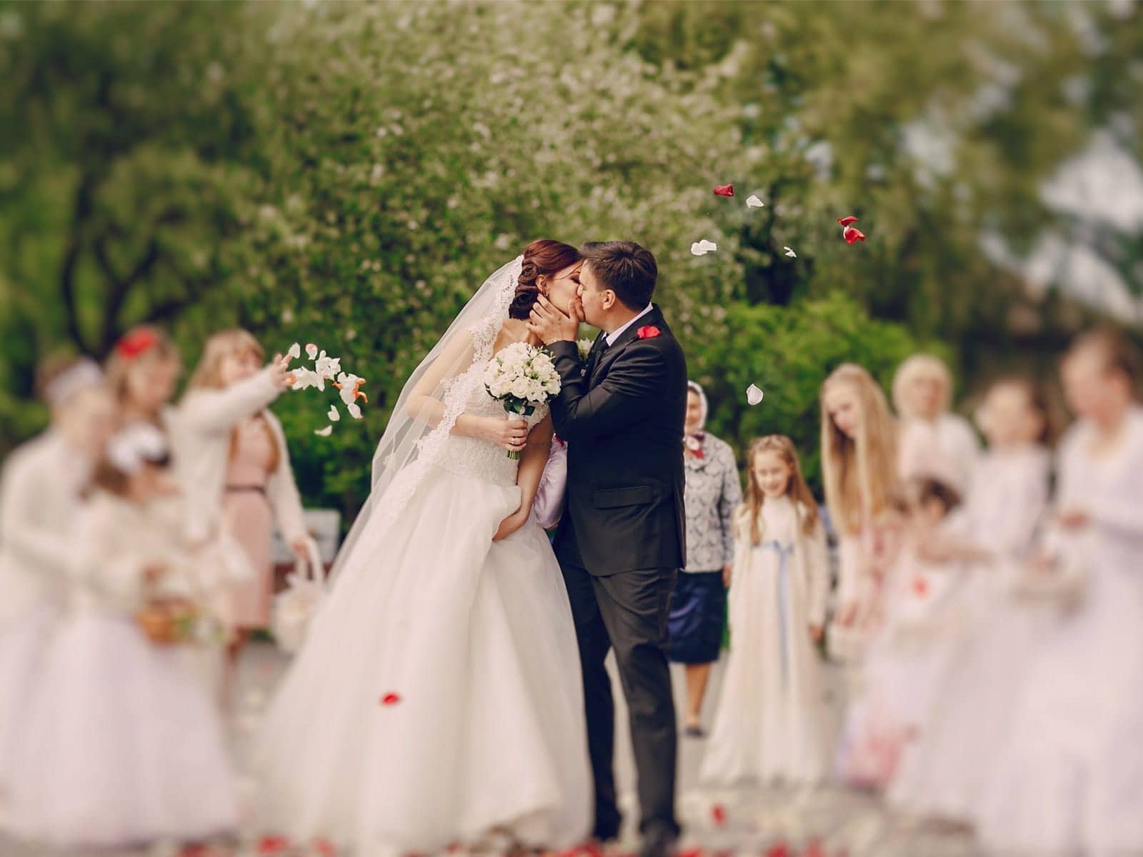 Ghid pentru o nuntă reușită în aer liber